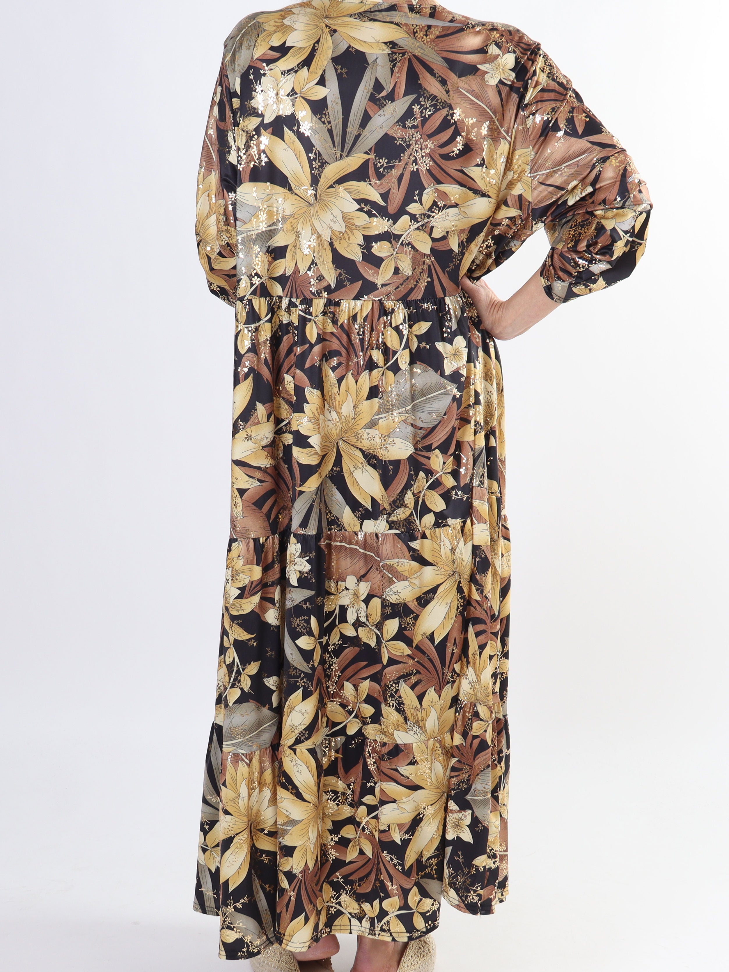 Milano Gold Flower - Lång plus size klänning med lager på lager look